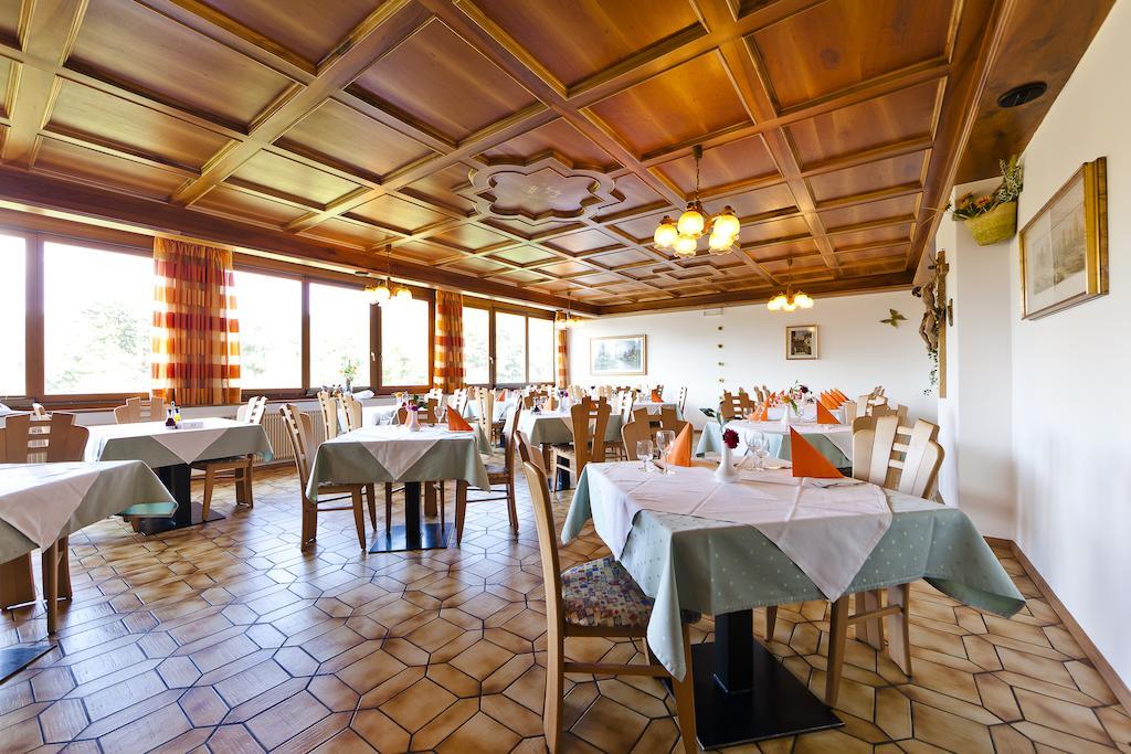 Hotel Brueckenwirt - Al Ponte Монтанья Екстер'єр фото